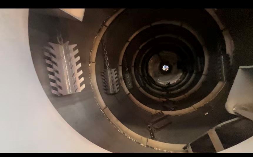 為什么在裂解油泥設(shè)備中配有狼牙棒